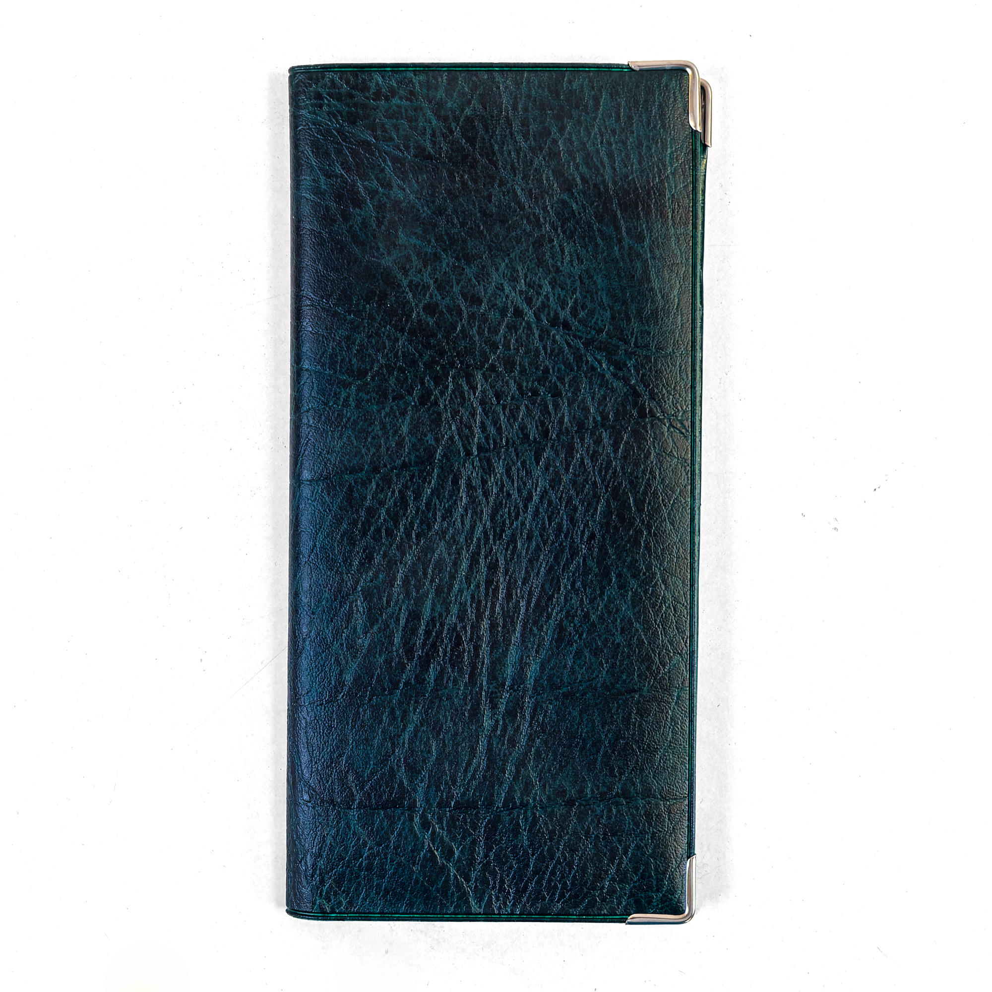 Wallet closed angle1