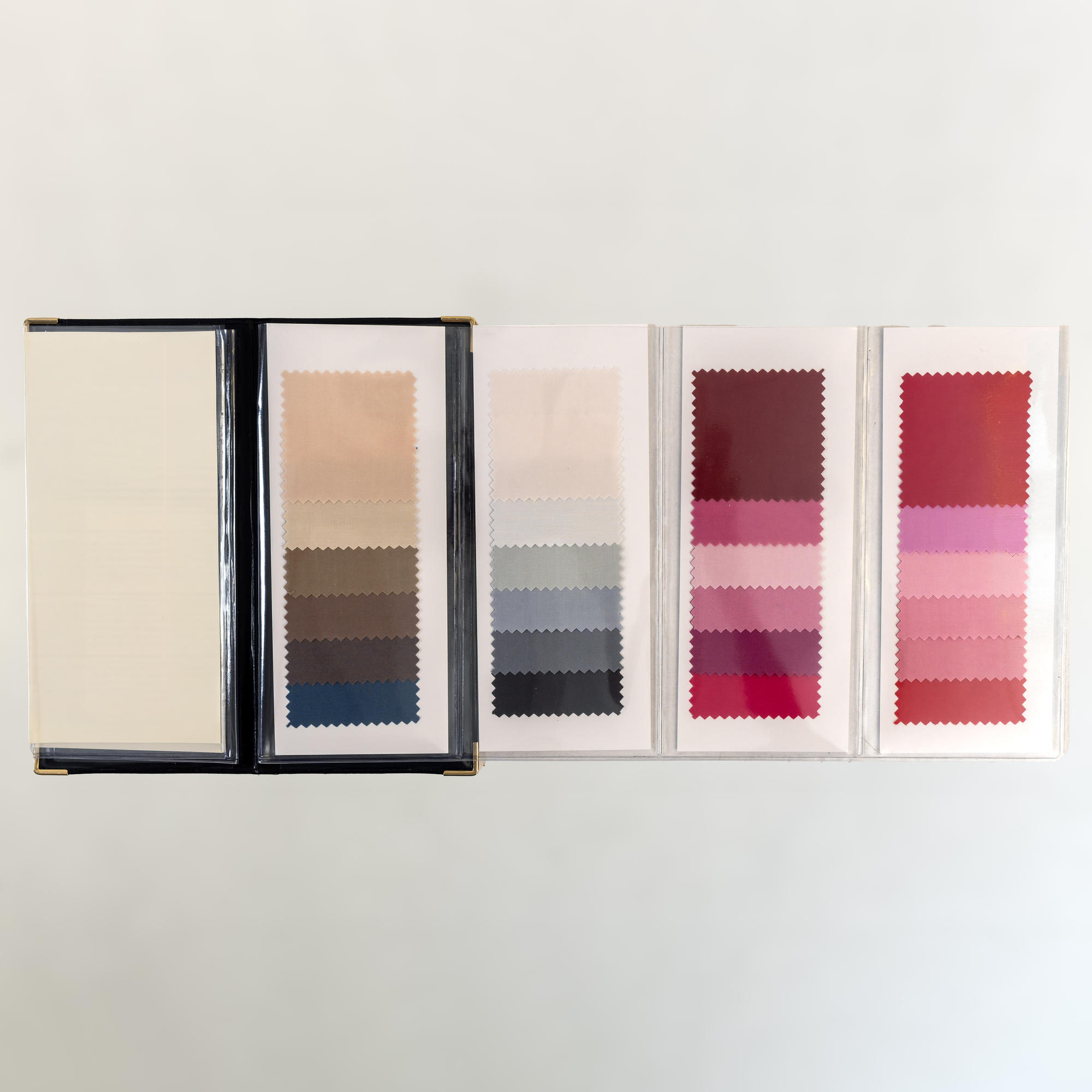 Cool Summer Extended Seasonal Wallet first palette with wallet