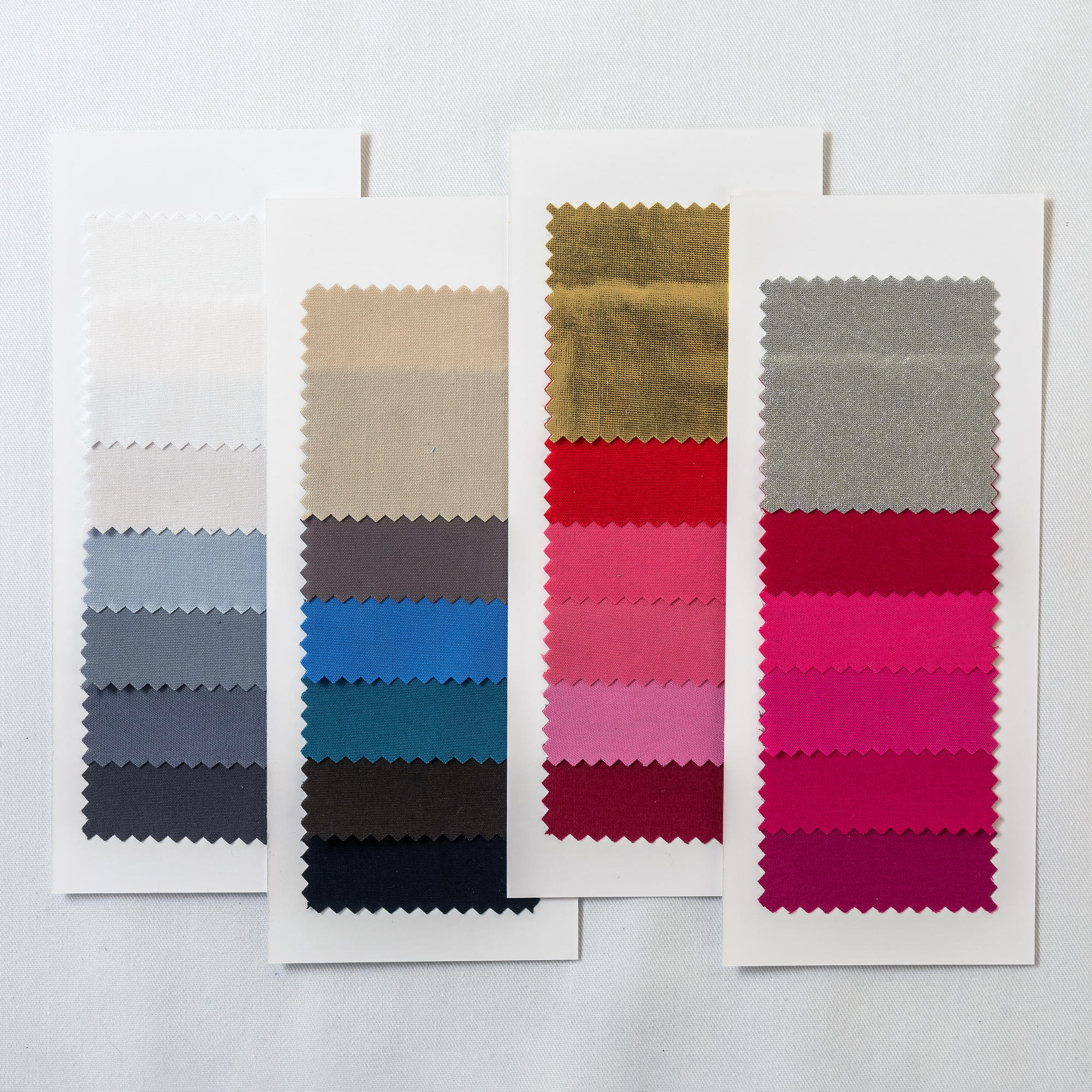 Clear Winter Extended Seasonal Wallet first palette
